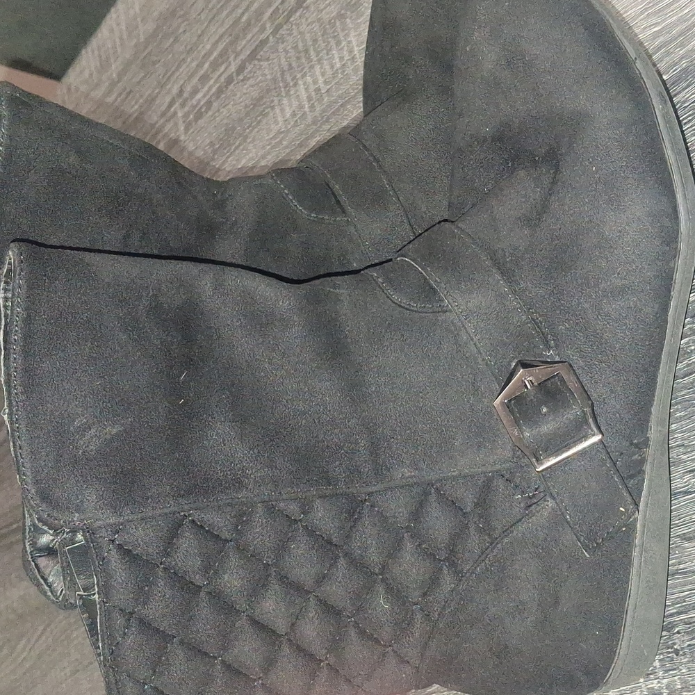 Stylish Black Women's Ankle Boots- W Sz 8.5 Wide - Picture 4 of 5
